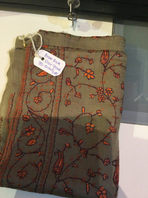 Brown neem daar shawl