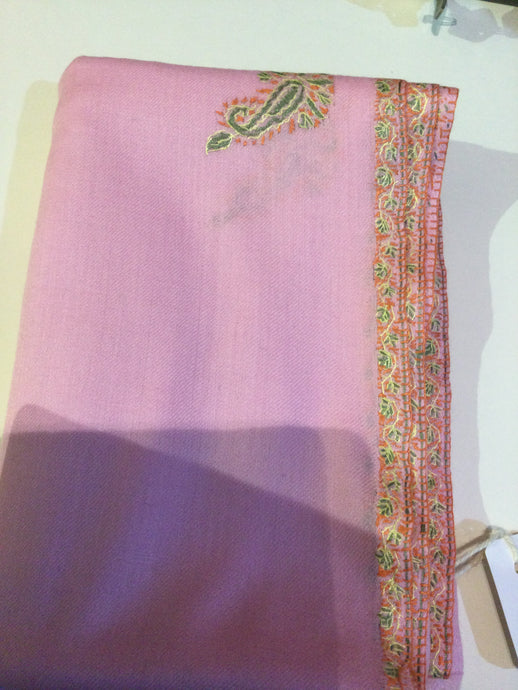 Pink Bail daar shawl