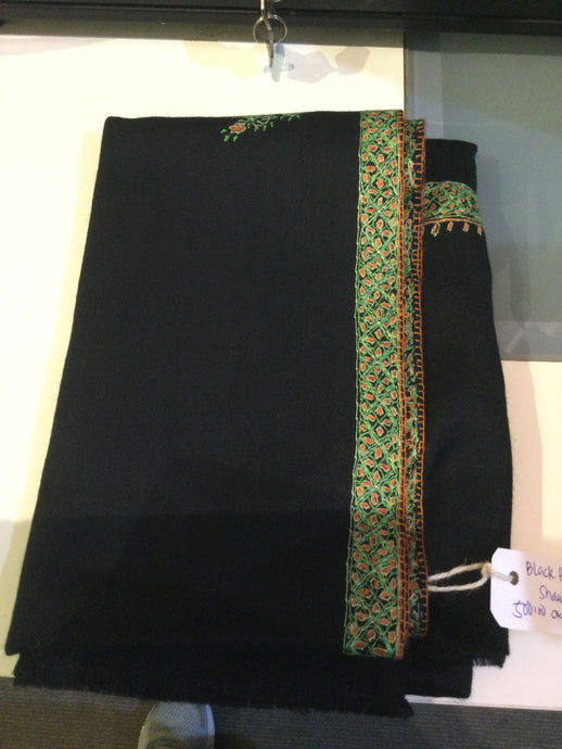 Black hashi shawl