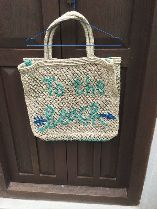 To the beach jute bag