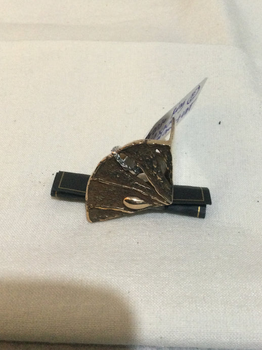 Bronze ring 2.5x3x3cm E