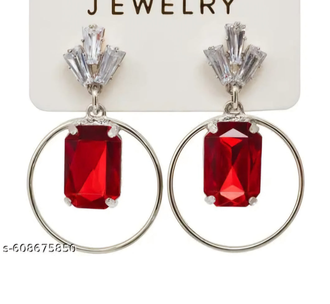 EARRING WITH GARNET
