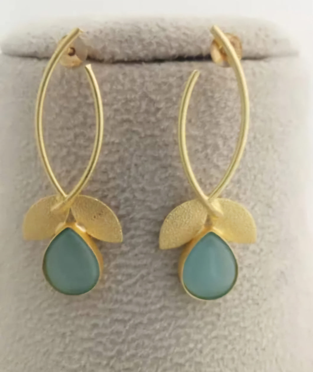 EARRINGS WITH LEAF & BS